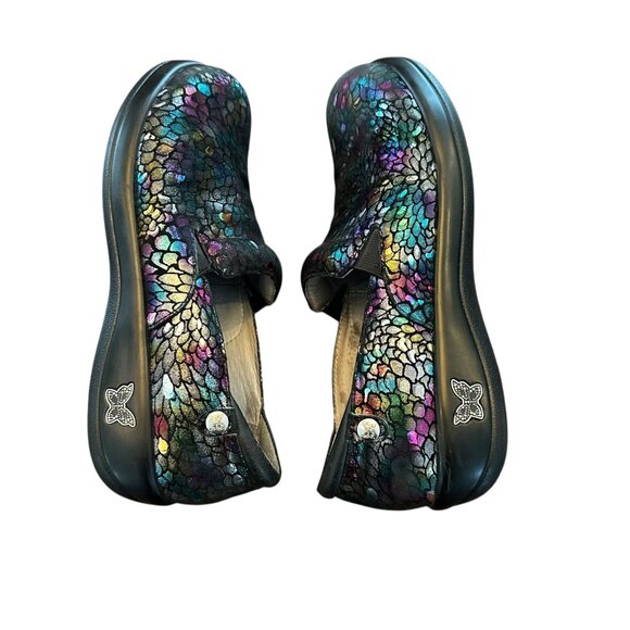 Alegria KEL-459 Rainbow/Minnow Iridescent Leather Clogs Size 39 - Picture 4 of 8